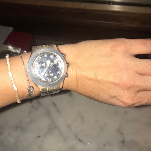 Silver large faced swatch watch - Picture 2 of 3